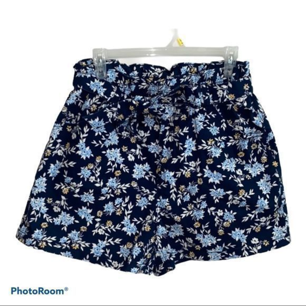 5/$30 🎈 Time and tru floral paperbag shorts women’s size 12